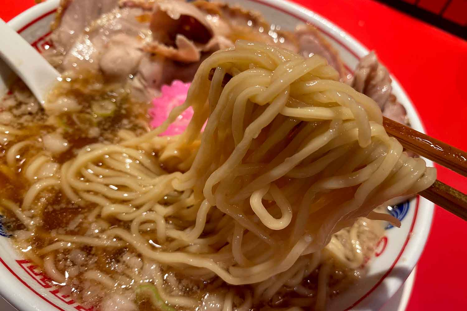 ソラノイロ食堂の花びらチャーシュー麺